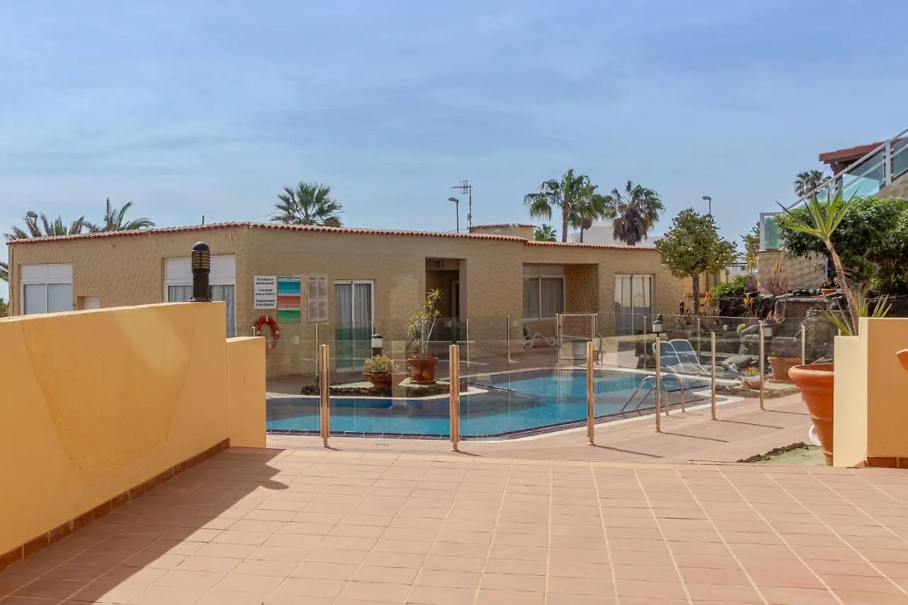 Flatguest Costa Calma + Beach + 2Bdr + Pool Apartment